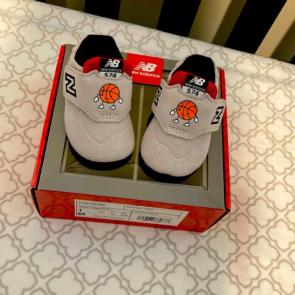 Size 1 infant New Balance Gymshoes